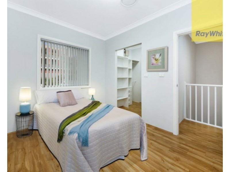 4 Irwin Place, Wentworthville NSW 2145