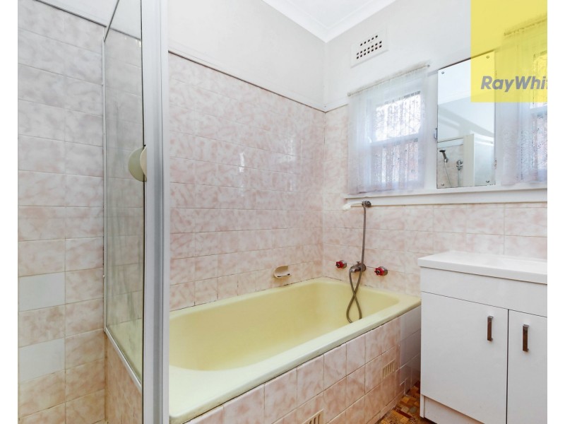 40 Pearson Street, South Wentworthville NSW 2145