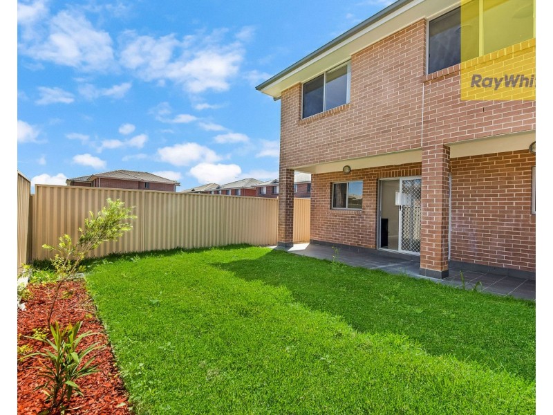 12 Sonoran Glade (AKA 266 Rooty Hill Rd), Plumpton NSW 2761