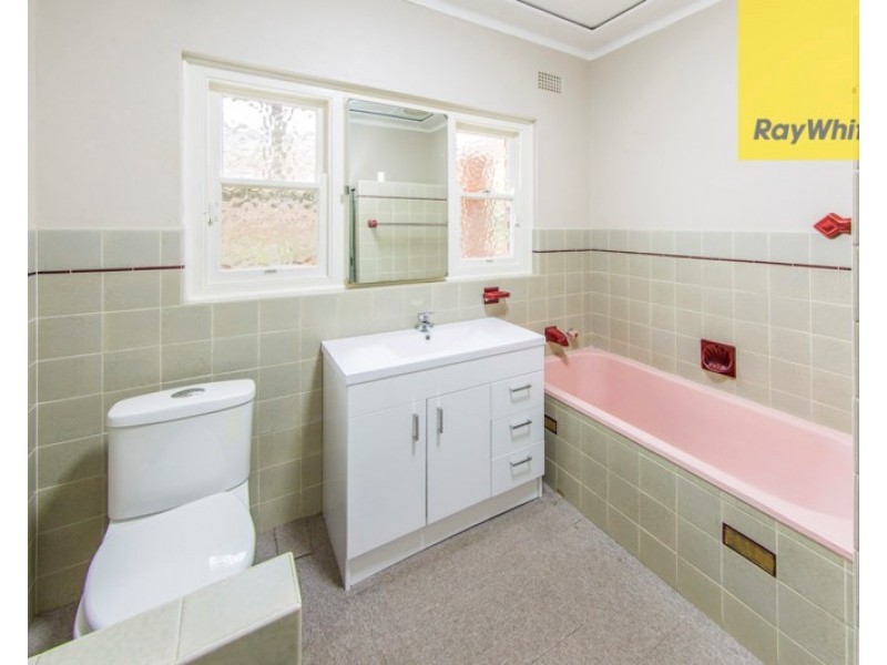 9 Lind Avenue, Oatlands NSW 2117