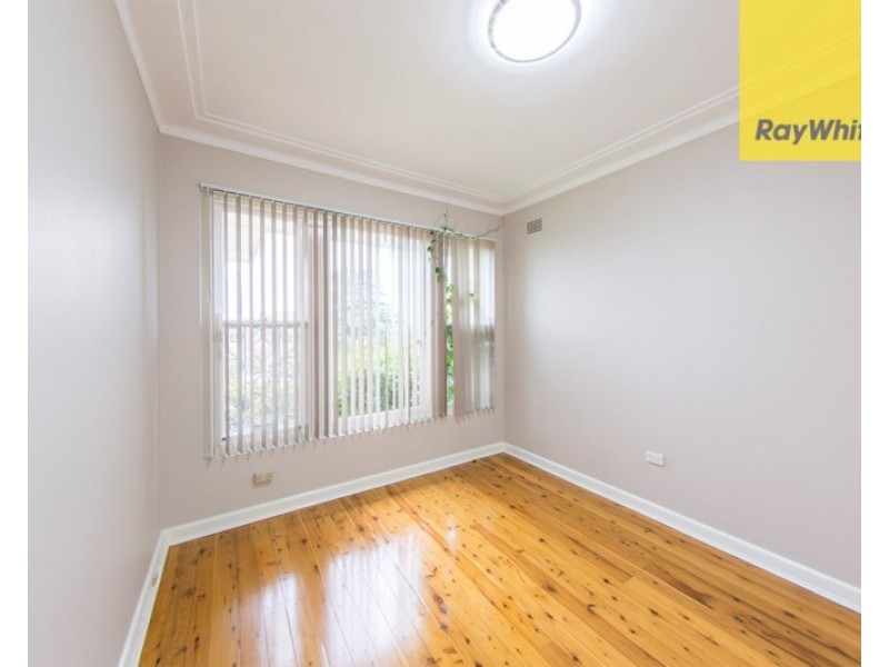 9 Lind Avenue, Oatlands NSW 2117