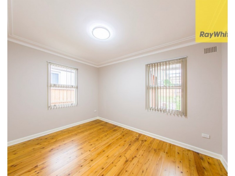 9 Lind Avenue, Oatlands NSW 2117