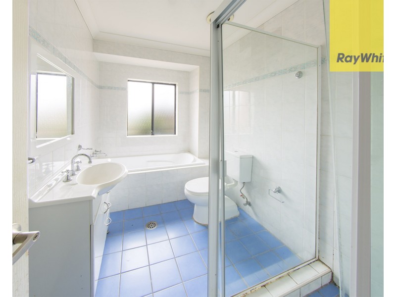 2/335-339 Blaxcell Street, South Granville NSW 2142