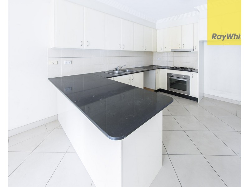 2/335-339 Blaxcell Street, South Granville NSW 2142