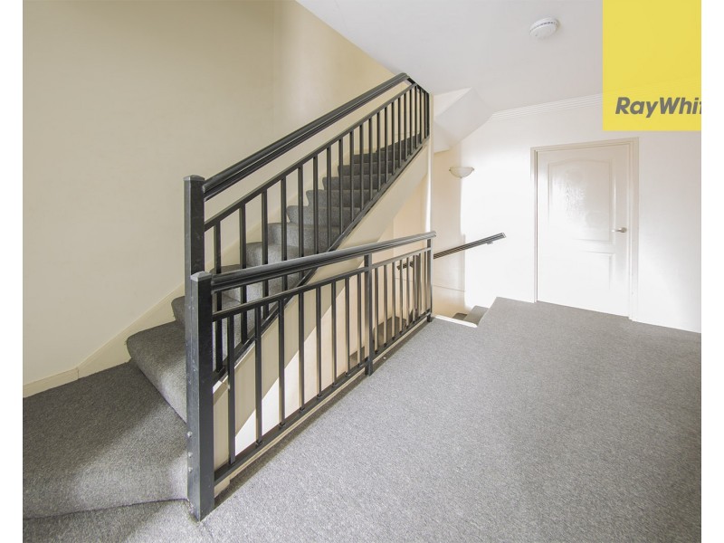 2/335-339 Blaxcell Street, South Granville NSW 2142