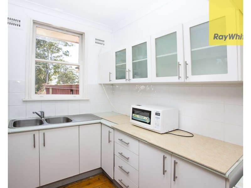 1 Gladys Crescent, Seven Hills NSW 2147