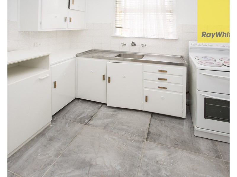 49 Amos Street, Westmead NSW 2145