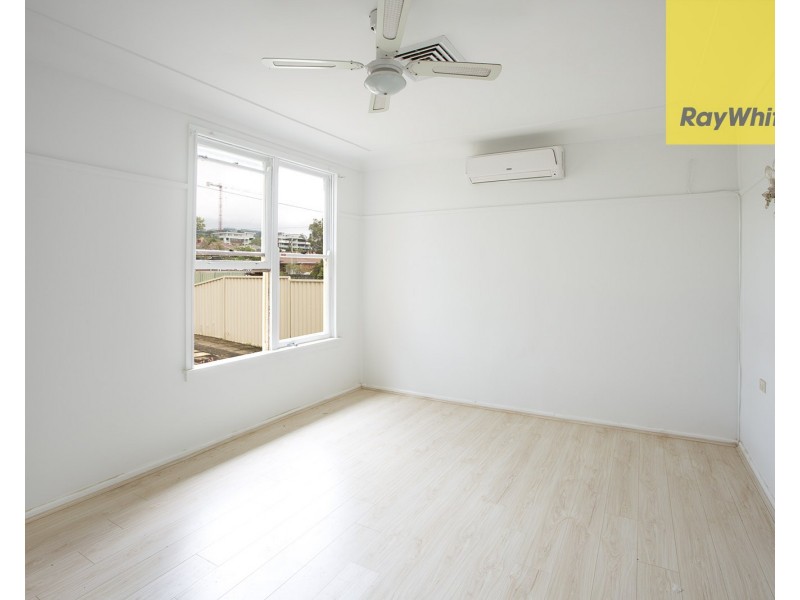 49 Amos Street, Westmead NSW 2145