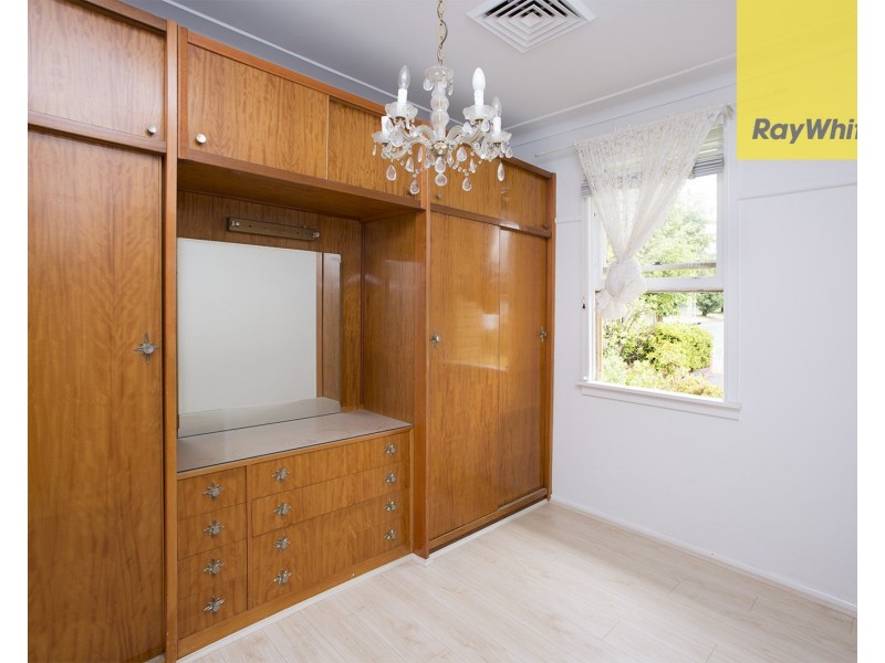 49 Amos Street, Westmead NSW 2145