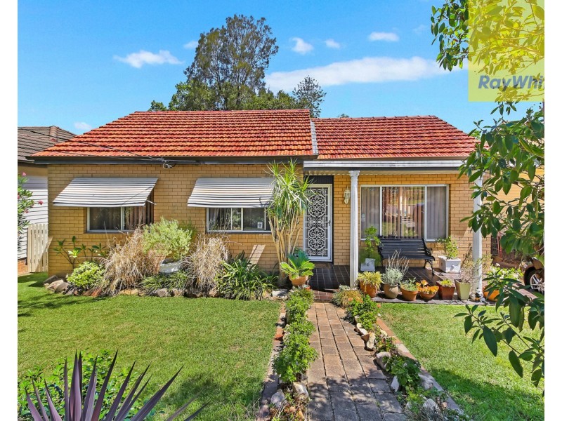 4 Paul Crescent, South Wentworthville NSW 2145