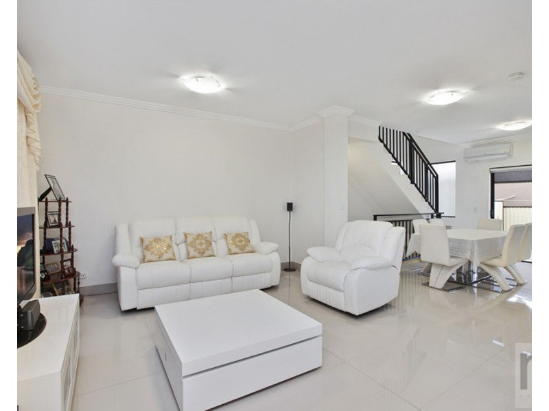 2/59 Marian Street, Guildford NSW 2161