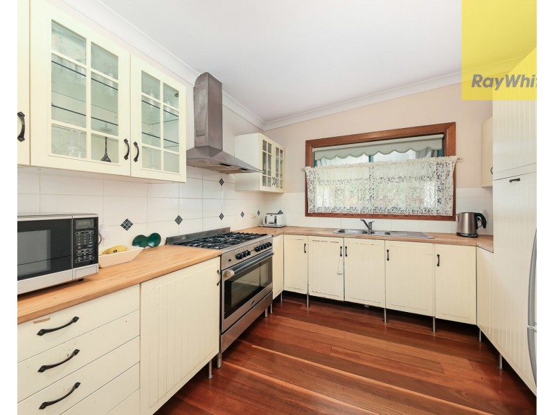 4 Highland Avenue, Toongabbie NSW 2146