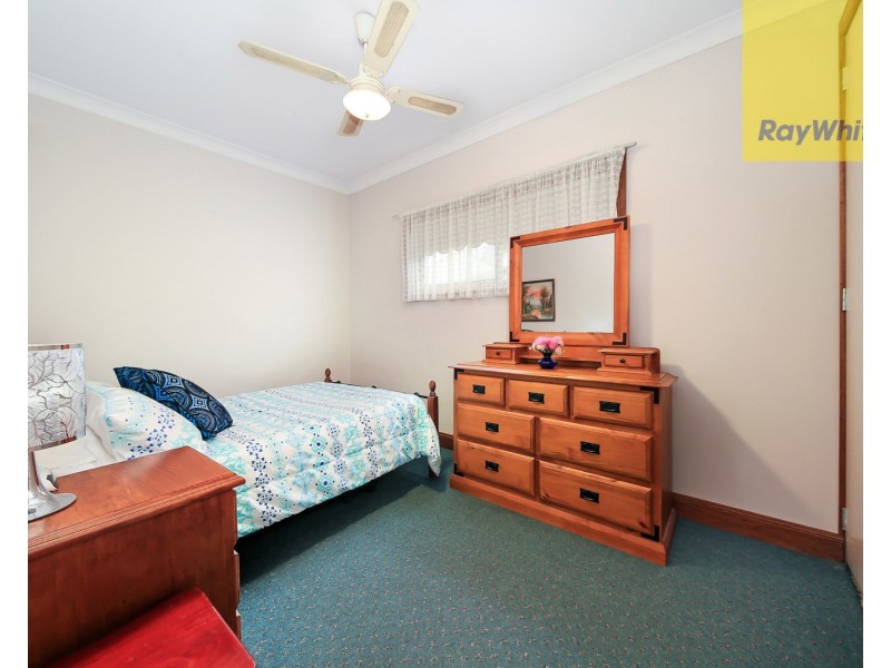 4 Highland Avenue, Toongabbie NSW 2146