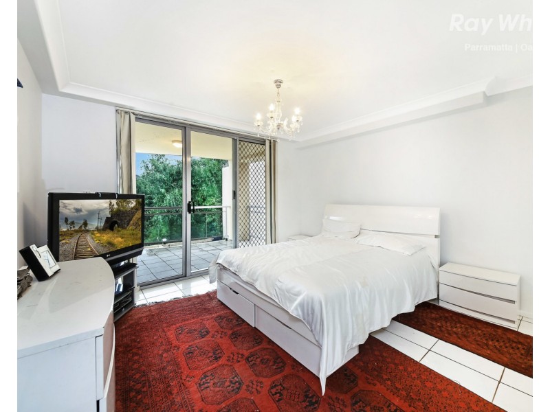 303/33-35 Cowper Street, Parramatta NSW 2150