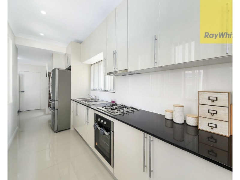 1/61 Irrigation Road, South Wentworthville NSW 2145