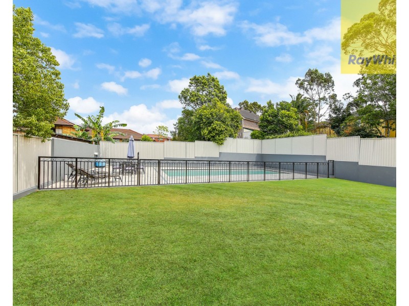 6 Gollan Avenue, Oatlands NSW 2117