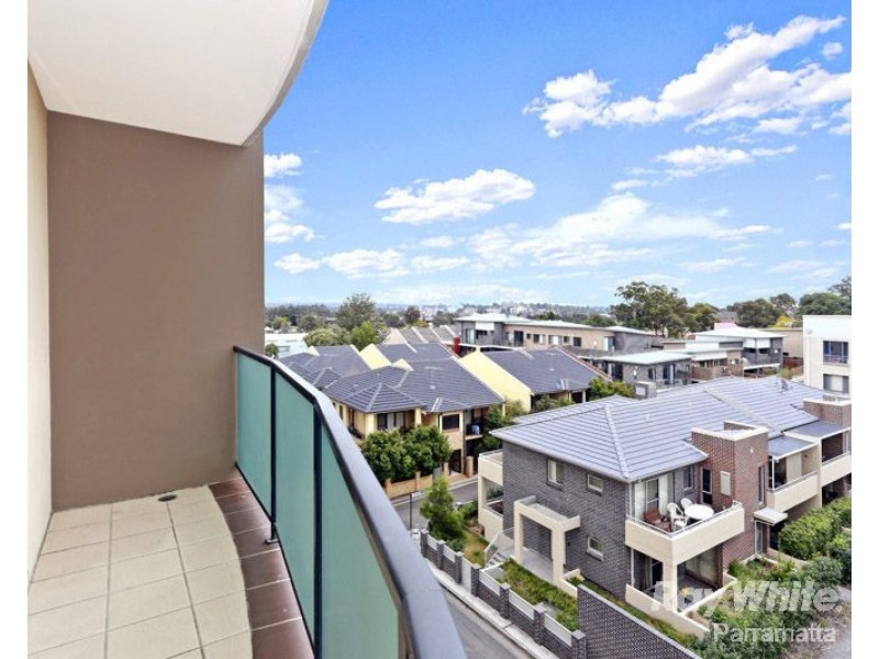 306/110-114 James Ruse Drive, Rosehill NSW 2142