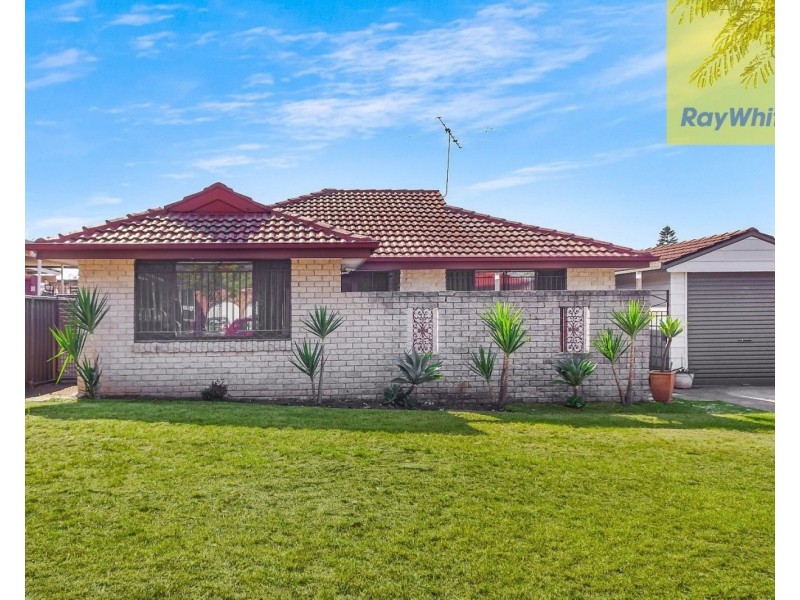 17 Hornet Street, Greenfield Park NSW 2176