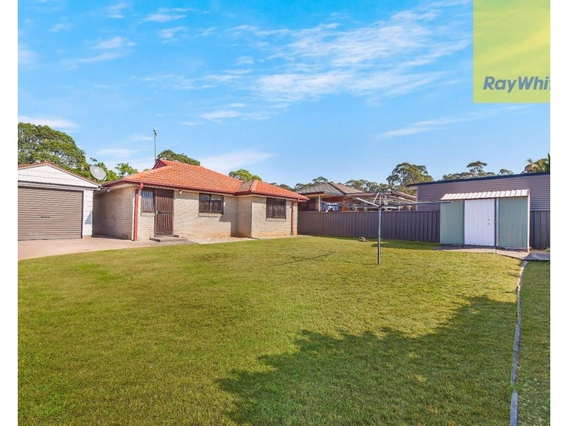 17 Hornet Street, Greenfield Park NSW 2176