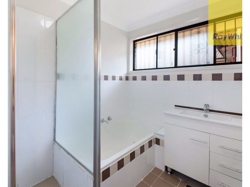 17 Hornet Street, Greenfield Park NSW 2176