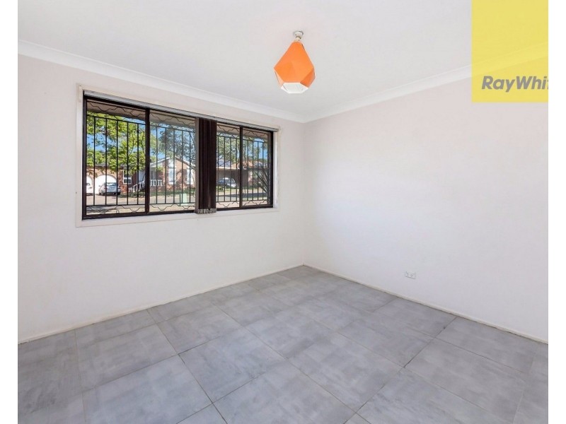 17 Hornet Street, Greenfield Park NSW 2176