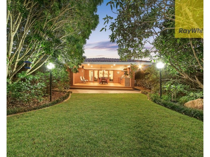 4 The Circle, Oatlands NSW 2117