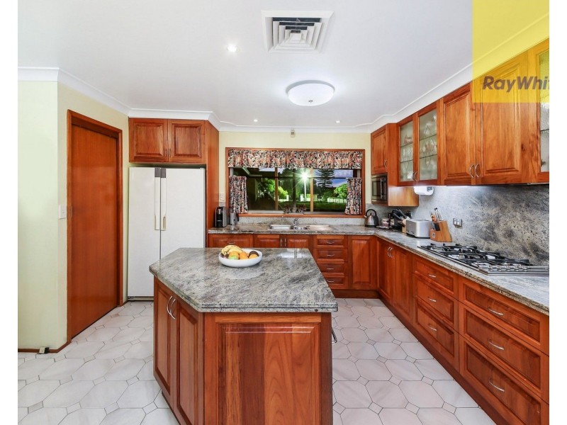 4 The Circle, Oatlands NSW 2117