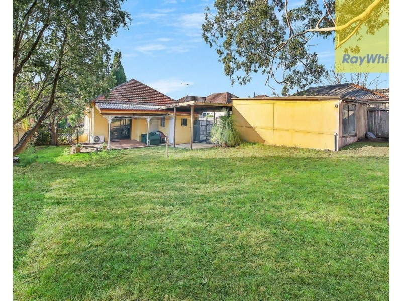 8 Haig Street, Wentworthville NSW 2145
