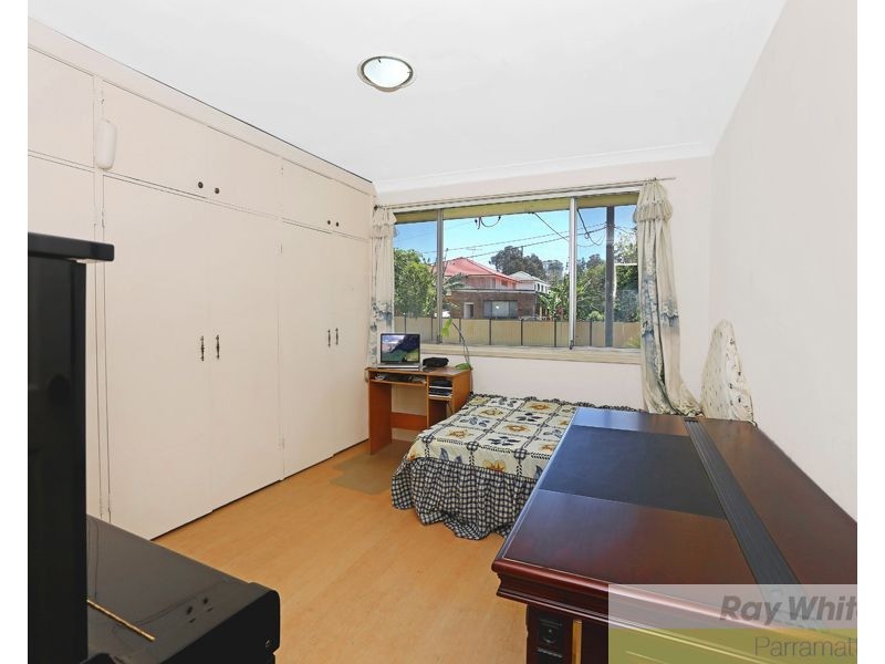 8 Olive Street, Wentworthville NSW 2145