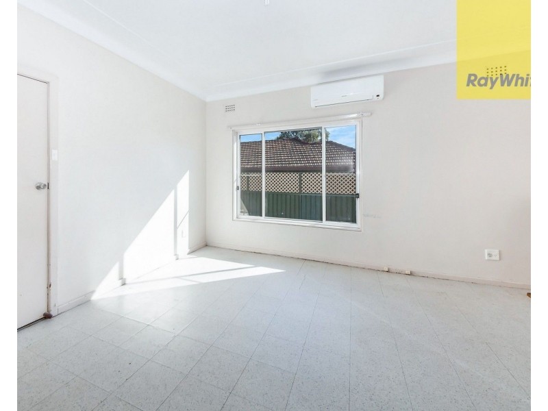 10 Booth Street, Westmead NSW 2145