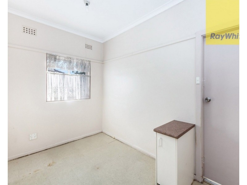 10 Booth Street, Westmead NSW 2145