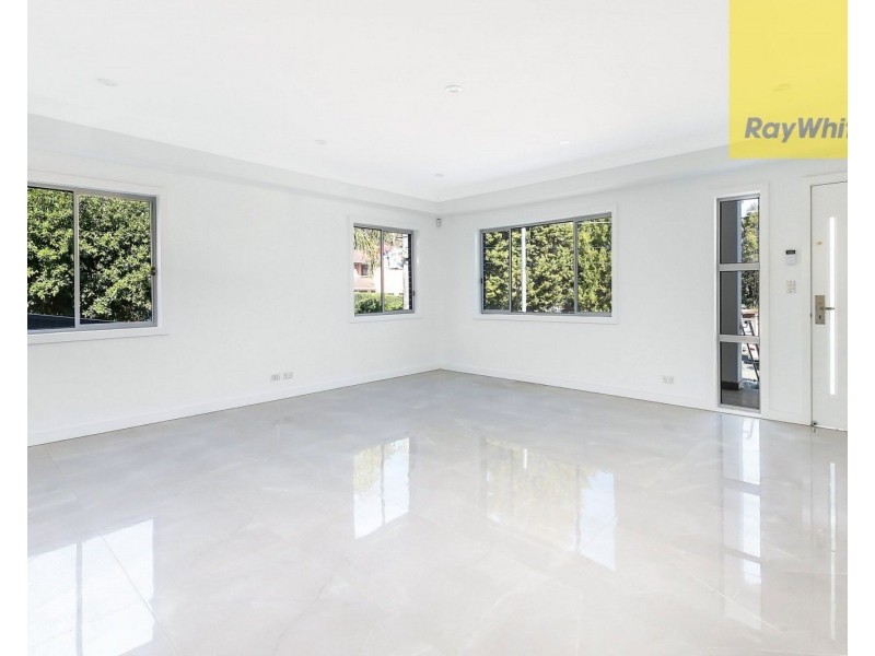 12A Buyuma Street, Carlingford NSW 2118