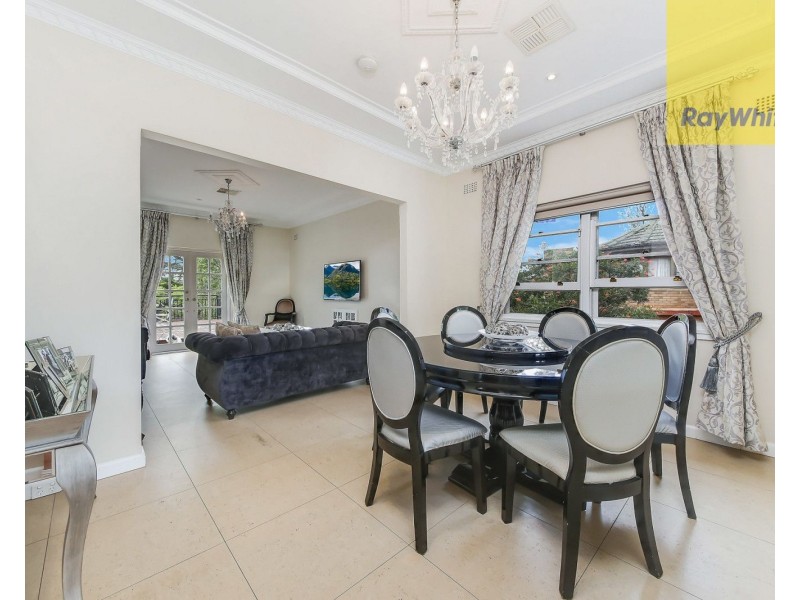 6 Gollan Avenue, Oatlands NSW 2117