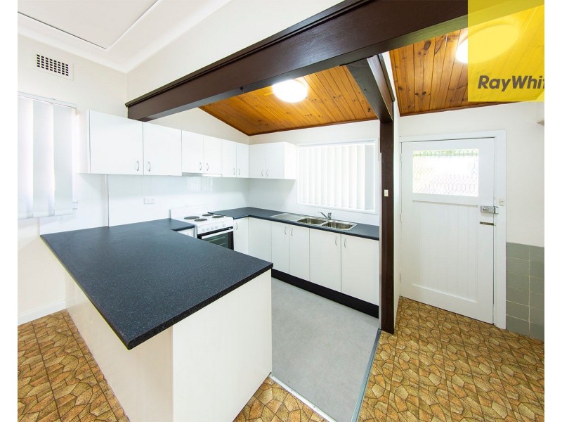 24 Sarsfield Street, Blacktown NSW 2148