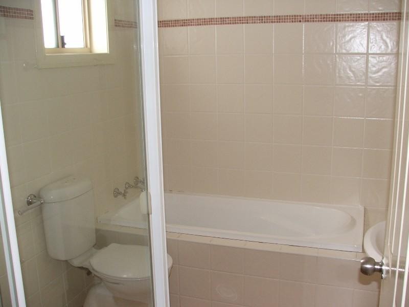 1/50 Stapleton Street, Wentworthville NSW 2145