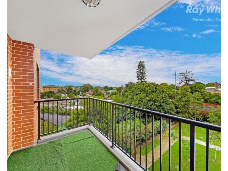 18/215-217 Woodville Road, Merrylands NSW 2160