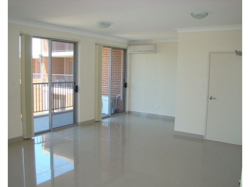 18/215-217 Woodville Road, Merrylands NSW 2160