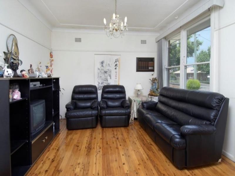 63 Jeffery Avenue, North Parramatta NSW 2151