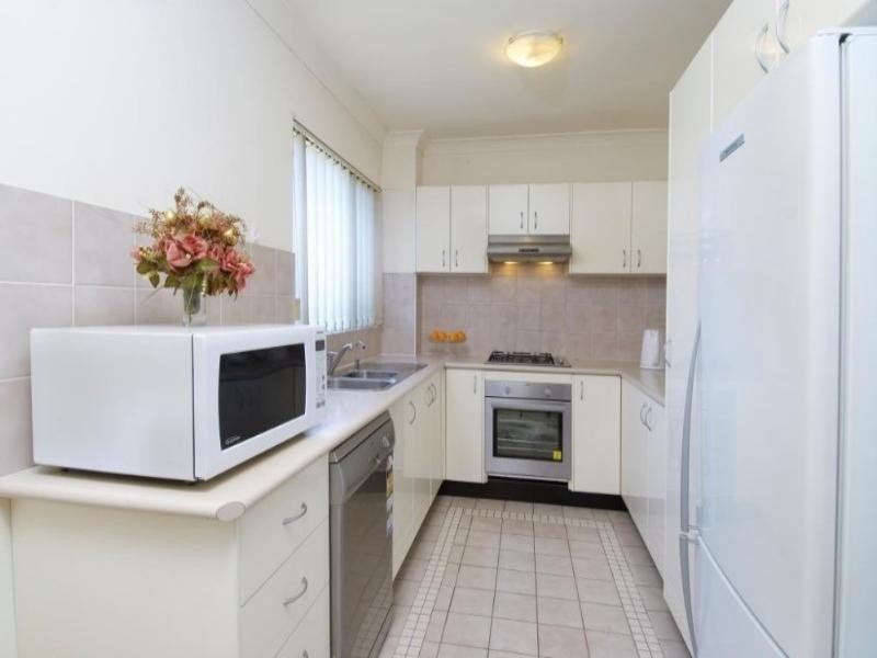 6/2-6 Goodall Street, Pendle Hill NSW 2145