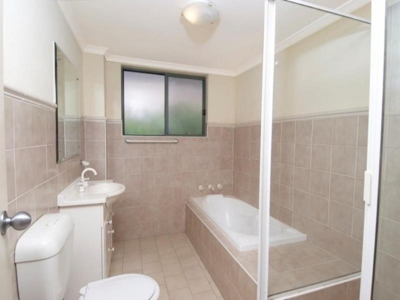 6/2-6 Goodall Street, Pendle Hill NSW 2145