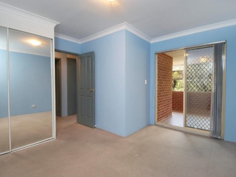 10/4-6 Wigram Street, Harris Park NSW 2150
