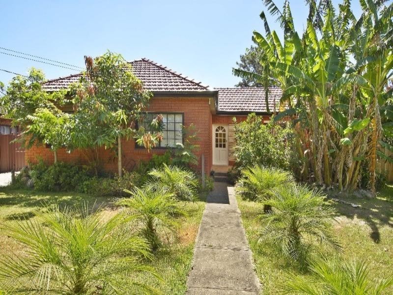 25 Dremeday Street, Northmead NSW 2152