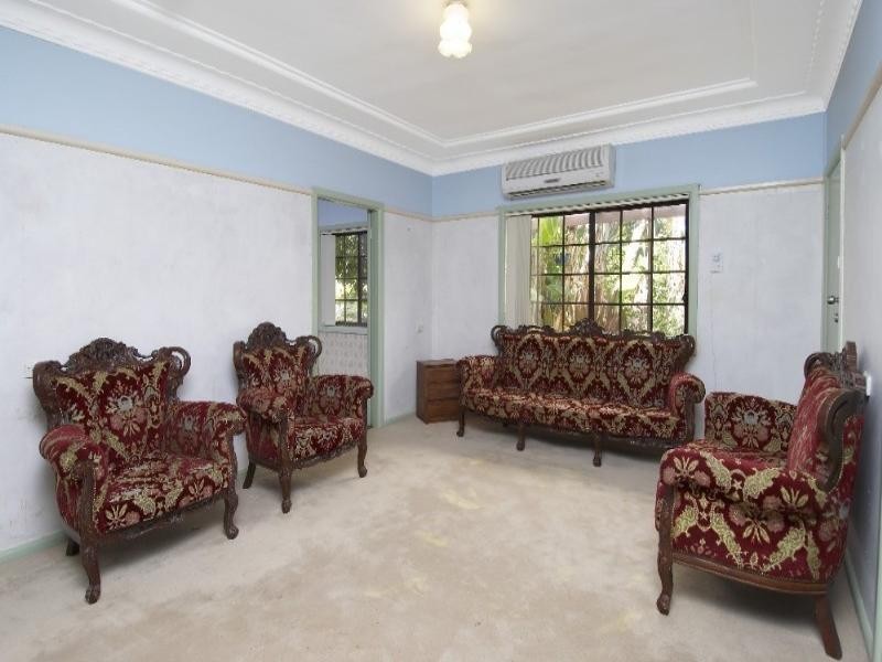 25 Dremeday Street, Northmead NSW 2152