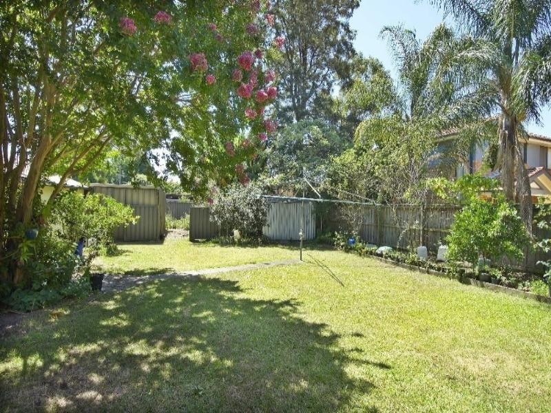 25 Dremeday Street, Northmead NSW 2152