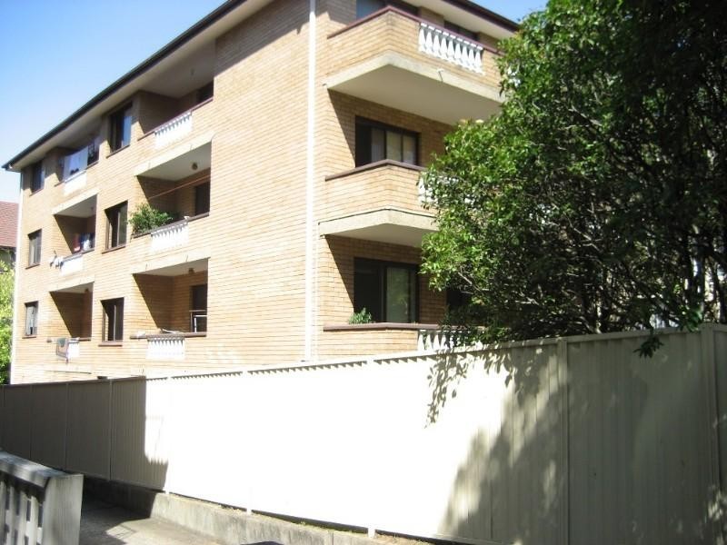 4/17 Central Avenue, Westmead NSW 2145