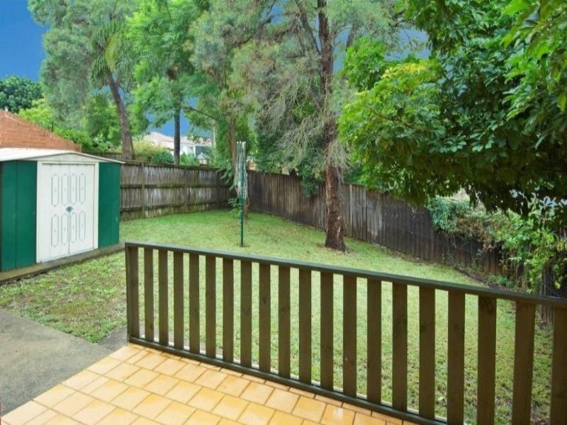 2/165 Burnett Street, Mays Hill NSW 2145