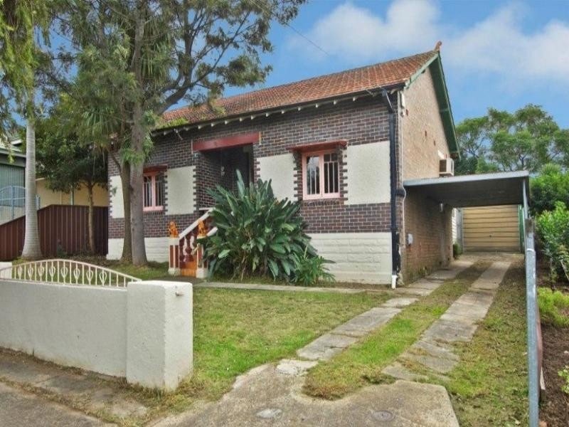 13 Malvern Avenue, Merrylands NSW 2160