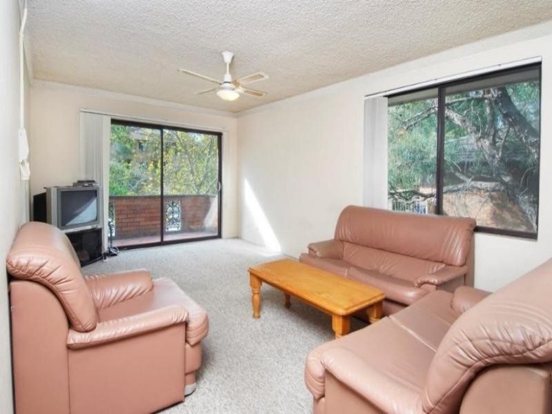 4/4-6 Allen Street, Harris Park NSW 2150