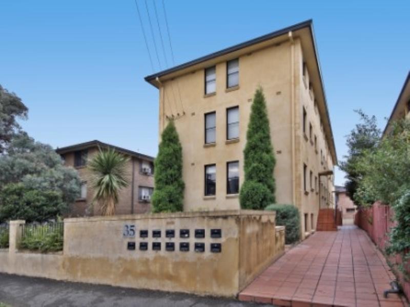 2/35 Harris Street, Harris Park NSW 2150
