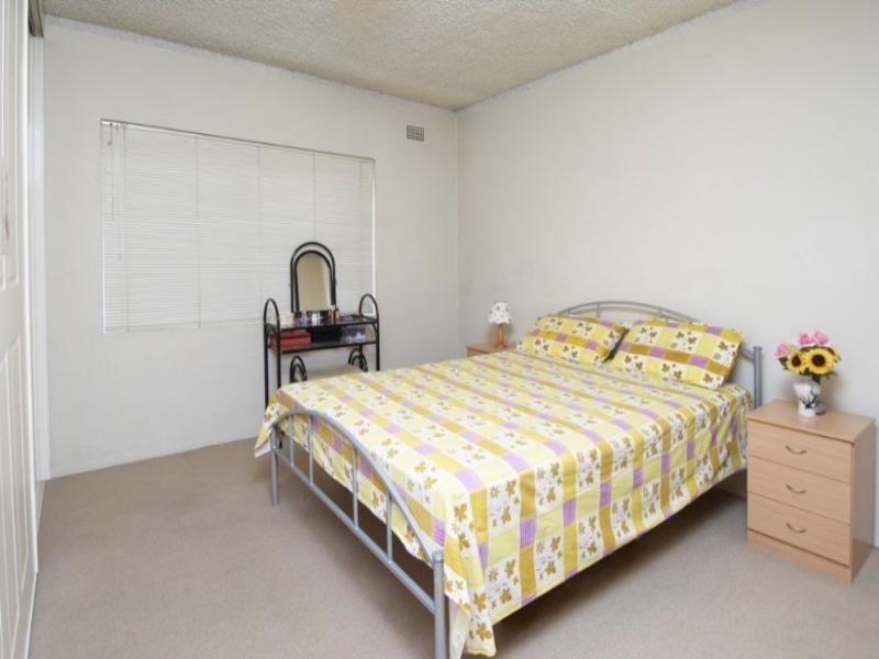 2/35 Harris Street, Harris Park NSW 2150